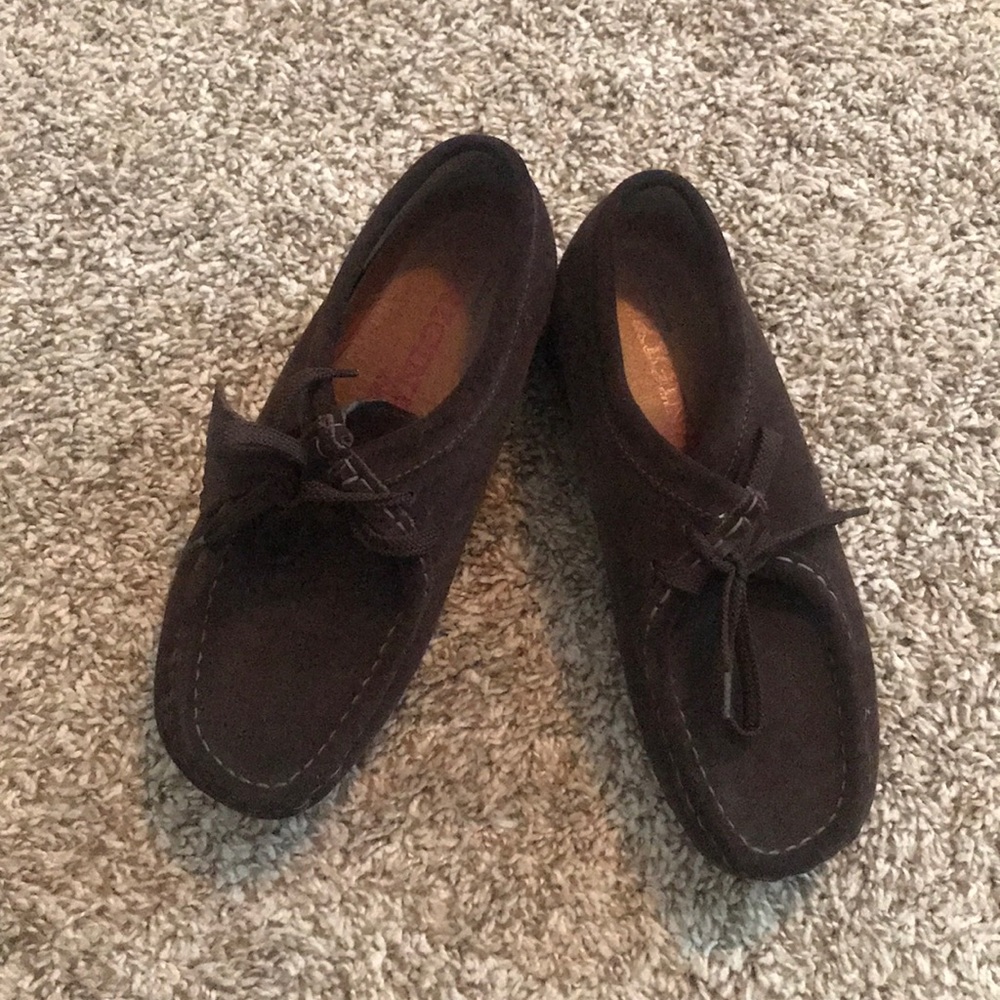 Clarks Wallabees